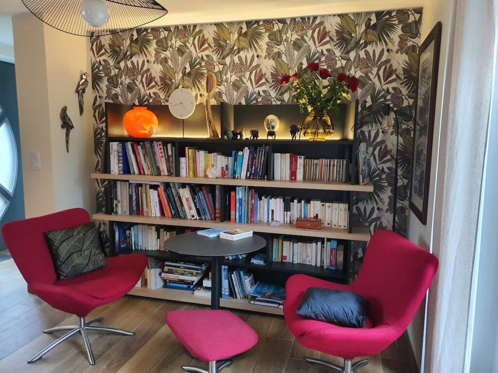 À vous de découvrir le livre qui vous ressemble dans cette belle bibliothèque qui a ses secrets.