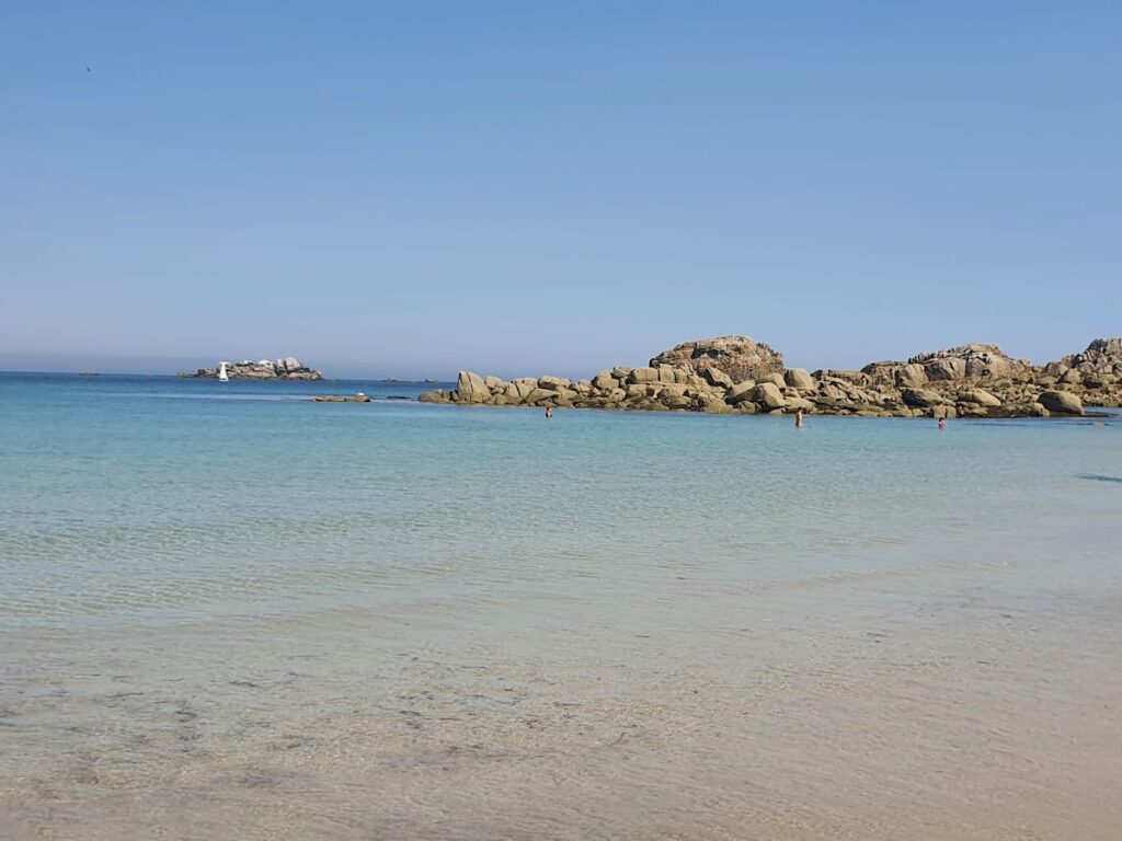 Ne dites surtout pas où vous êtes ... Le Paradis ... n' a d' adresse que pour Vous! CHUT!