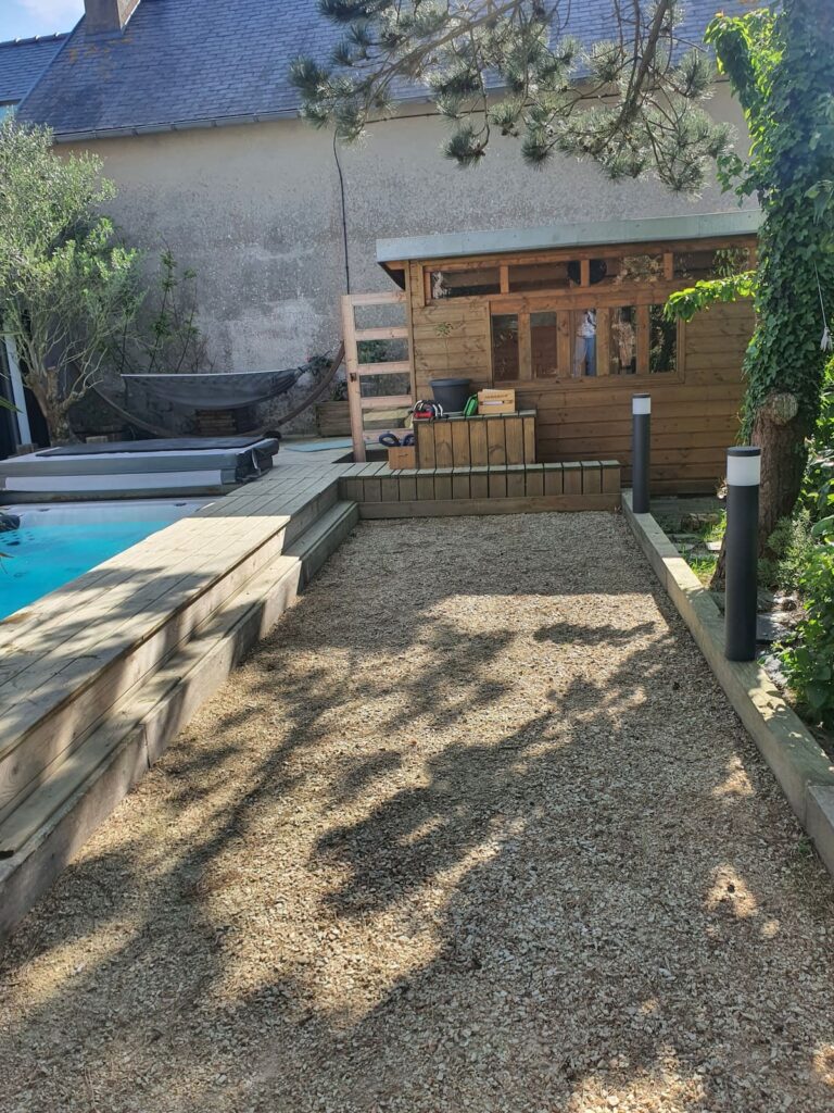 Un terrain de pétanque et Molki dans votre espace Bien-être.