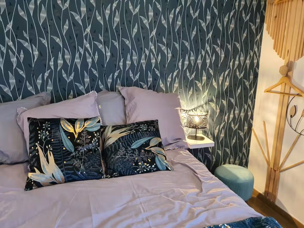 Les lumières sont tamisées et un soin tout particulier est apporté aux détails avec des attentions de "Bienvenue" et des petites surprises...