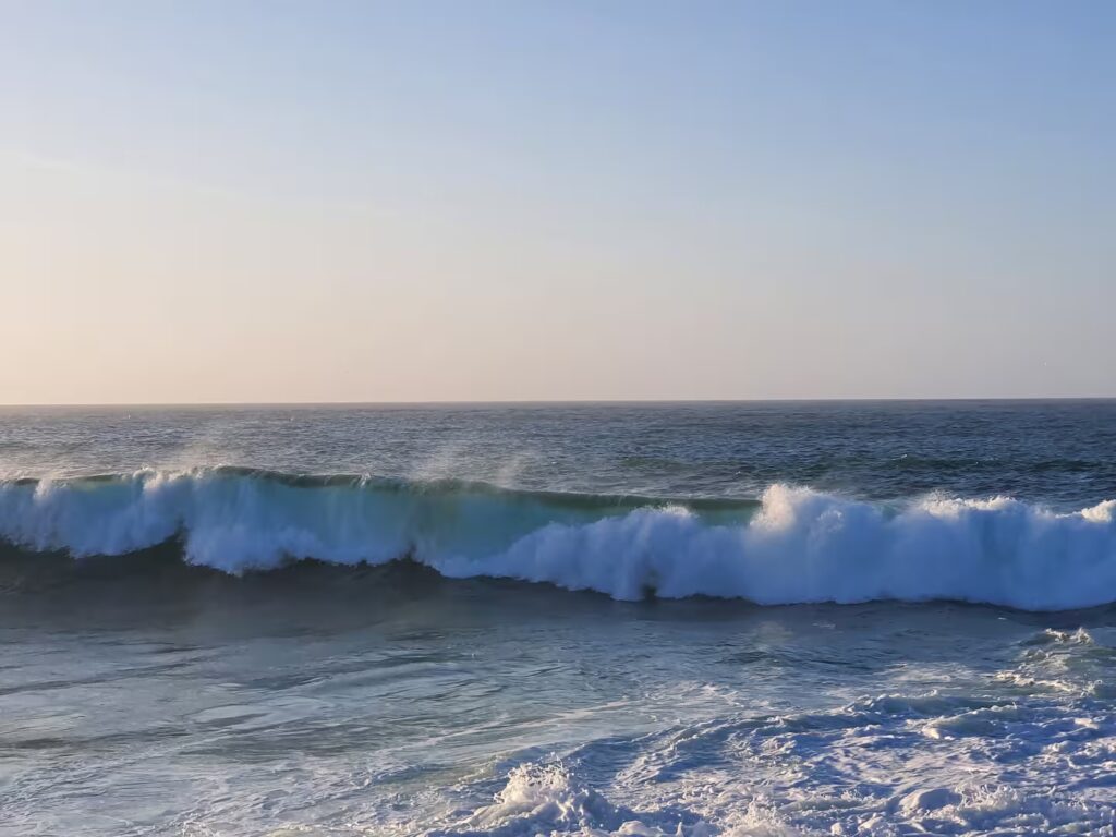 Le bruit des déferlantes, vous ne l'oublierez pas.
